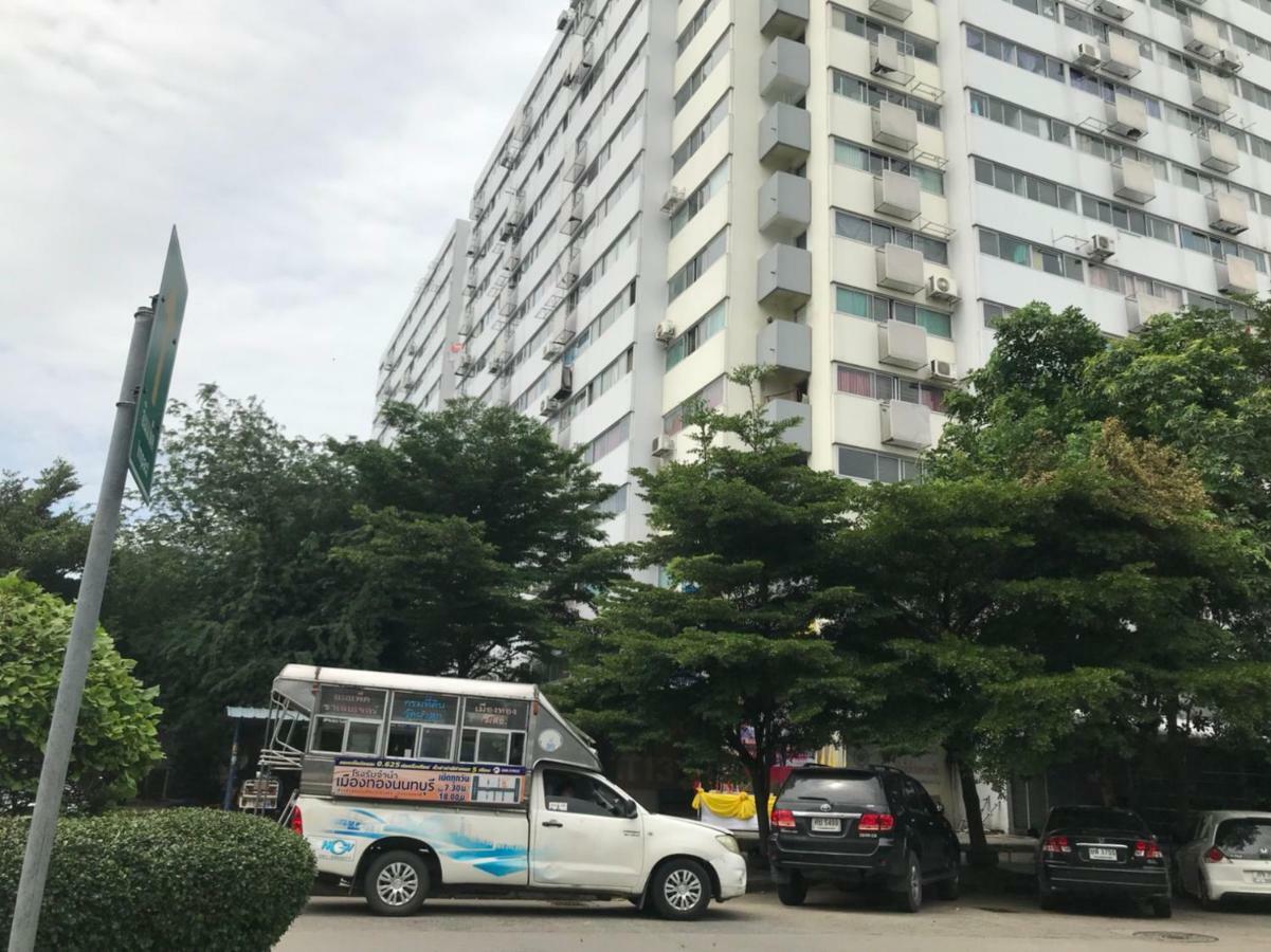 T11 Popula Condo By Prathomlerk Pak Kret Exteriér fotografie