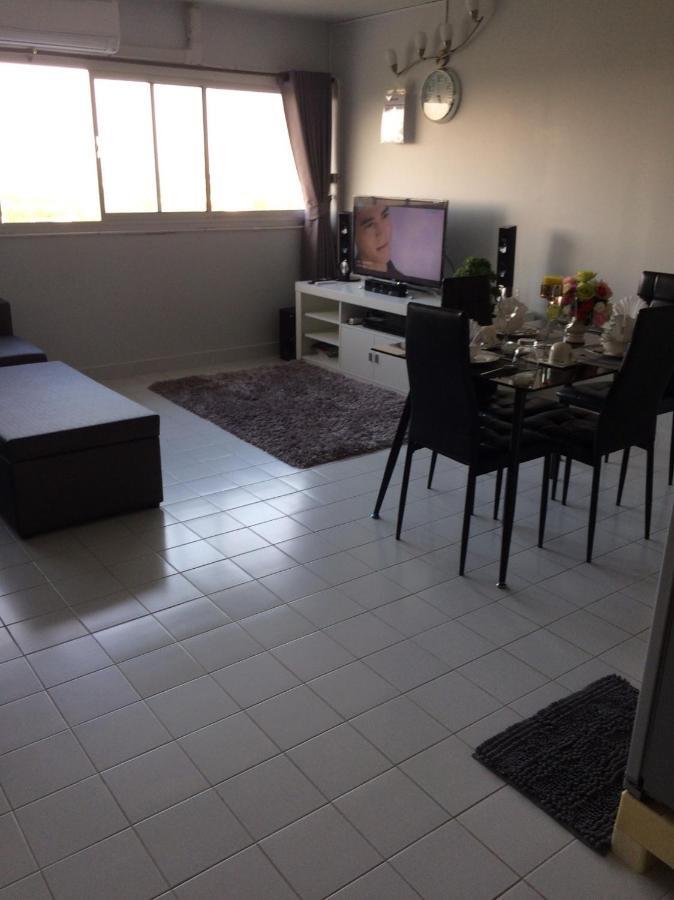 T11 Popula Condo By Prathomlerk Pak Kret Exteriér fotografie