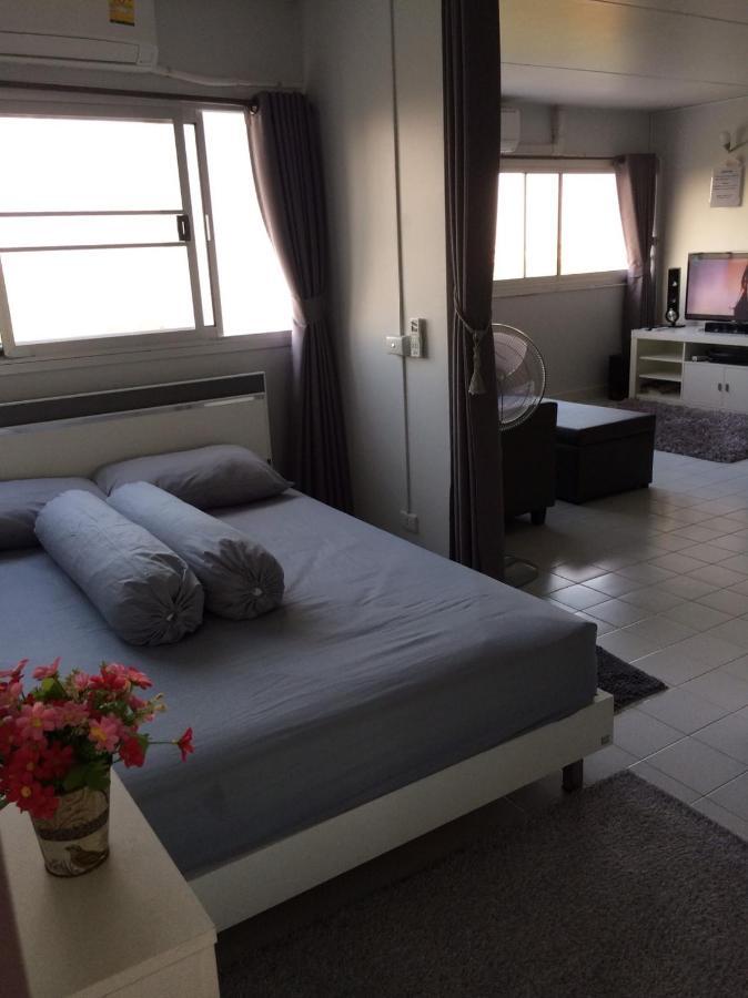 T11 Popula Condo By Prathomlerk Pak Kret Exteriér fotografie